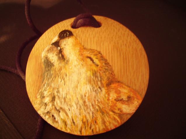 PENDENTIF LOUP - Lawrence Wiland - Click to enlarge