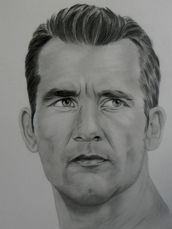 Clive Owen - Roger - Cliquer pour afficher en grand