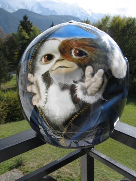 Casque Gremlins - Corinne Dunand