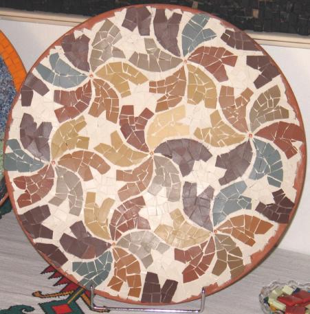PLATE WITH ANDALUSIAN GEOMETRIC DESIGN - Magdalene Theocharis