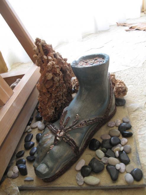 SCULPTURED FOOT - Magdalene Theocharis
