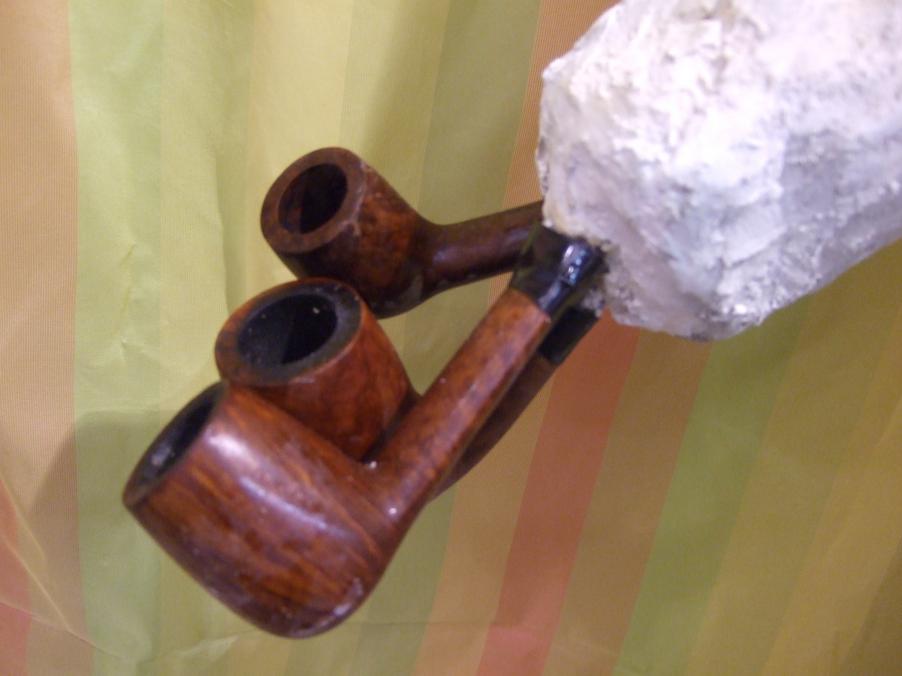Homme aux pipes _detail - Nadine Lefort - Cliquer pour afficher en grand