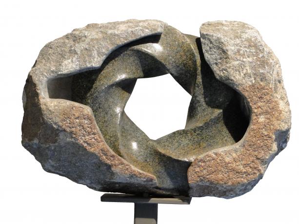 Hidden Twisted Ring - Karel Vreeburg - Cliquer pour afficher en grand