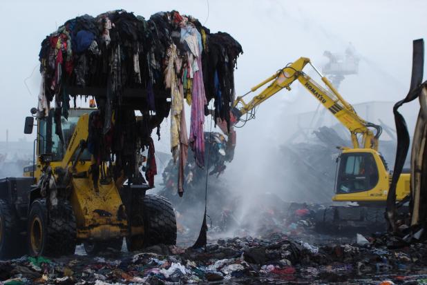 Drycleaning wanted - Maria-Anna van Driel - Click to enlarge