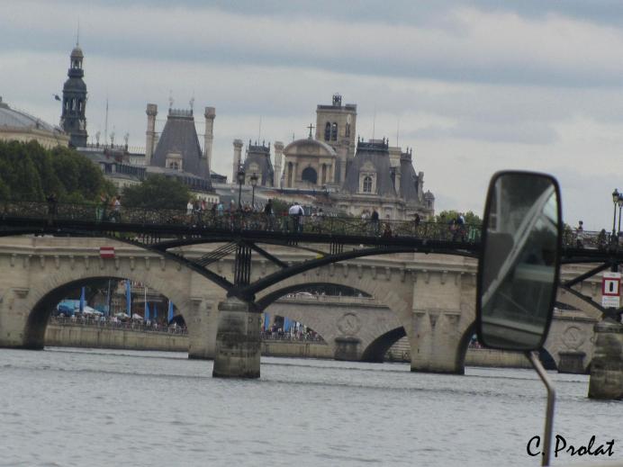 Paris Plage du bateau mouche - Caroline Prolat - Click to enlarge