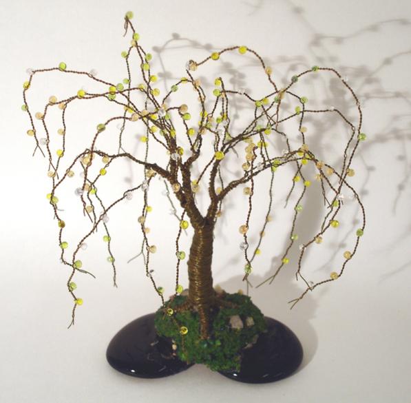 BEADED ON BLACK BASE - Wire Tree Sculpture - Sal Villano - Cliquer pour afficher en grand