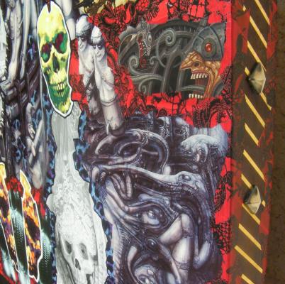 dark skull - Olive Man
