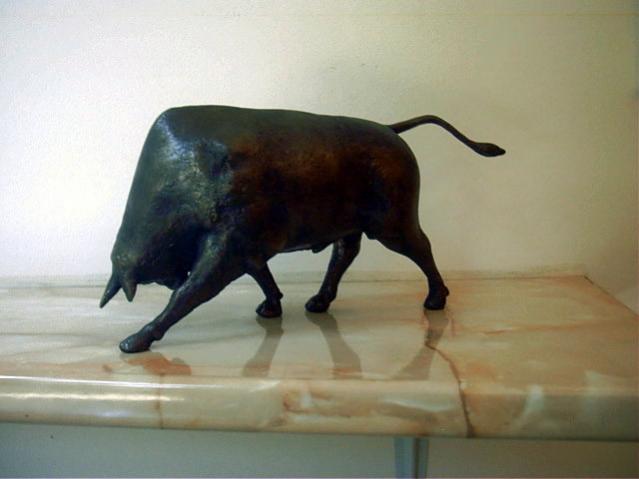 Bull - Nikola Litchkov - Click to enlarge