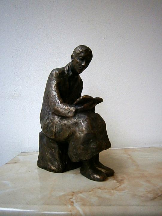 Woman with book - Nikola Litchkov