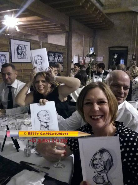 Marque place caricatures de mariage, un cadeau trè - Betty