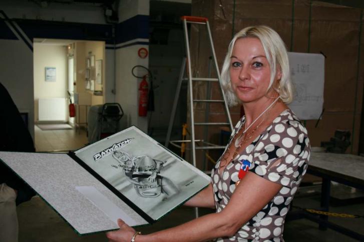 Presque Pamela Anderson - Betty - Cliquer pour afficher en grand