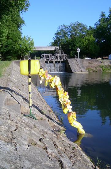 Fontaine de plastique - Alain Quevarec