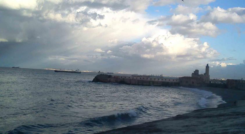 Le phare d'Alger - Mohamed Labidi - Cliquer pour afficher en grand