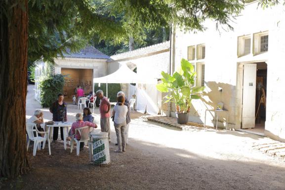 2017.la cour - Nicole Bourgait - Cliquer pour afficher en grand