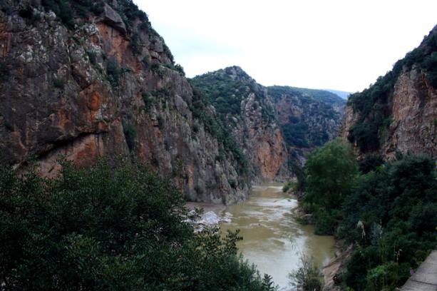 gorges de lakhdaria 2 - Mohamed Harireche - Click to enlarge