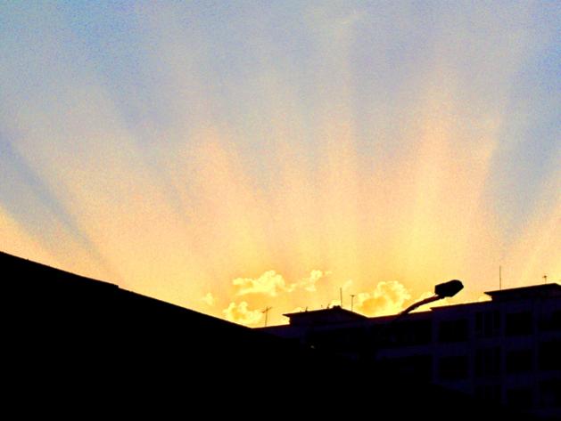 rayons de soleil - Mohamed Harireche - Cliquer pour afficher en grand