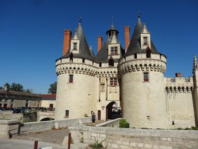 Chateau - Eve Oziol