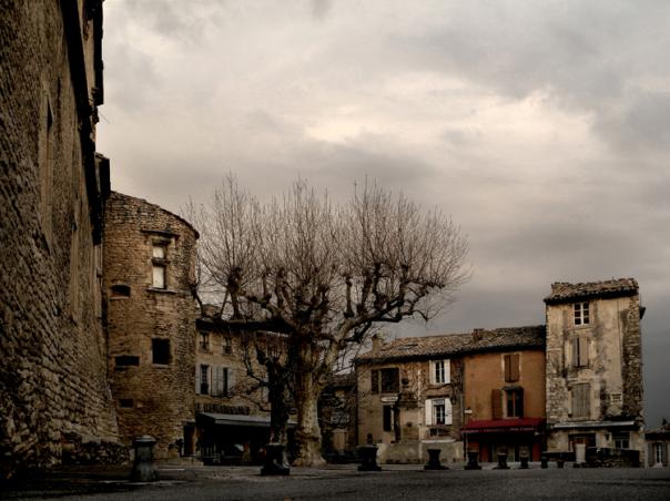 Gordes25-03-2012 - Luc Pottiez - Click to enlarge