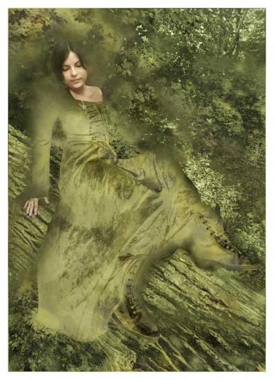 Girl on Tree - Henk van de Kaa