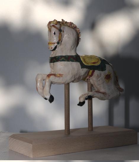 Cheval de manège - Brigitte Maillard Cary