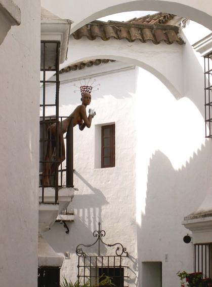 Mannequin au balcon - Sarcie