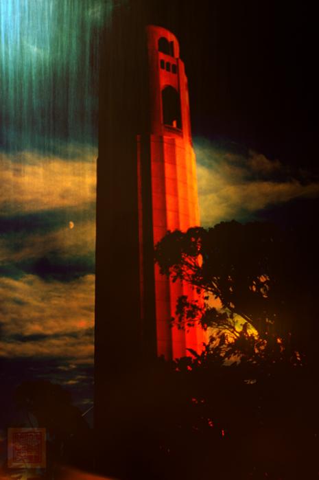 ToweringRed - Raggio Robyn